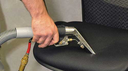 Professionele stoelreiniging aan huis in Almere