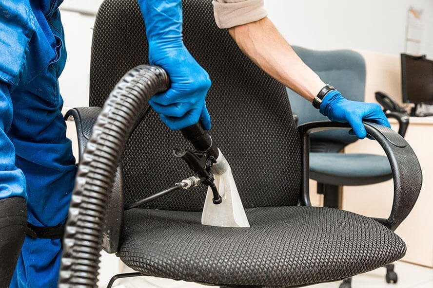 professionele stoelreiniging Baarn stoel reinigen aan huis door Tapijtreiniger